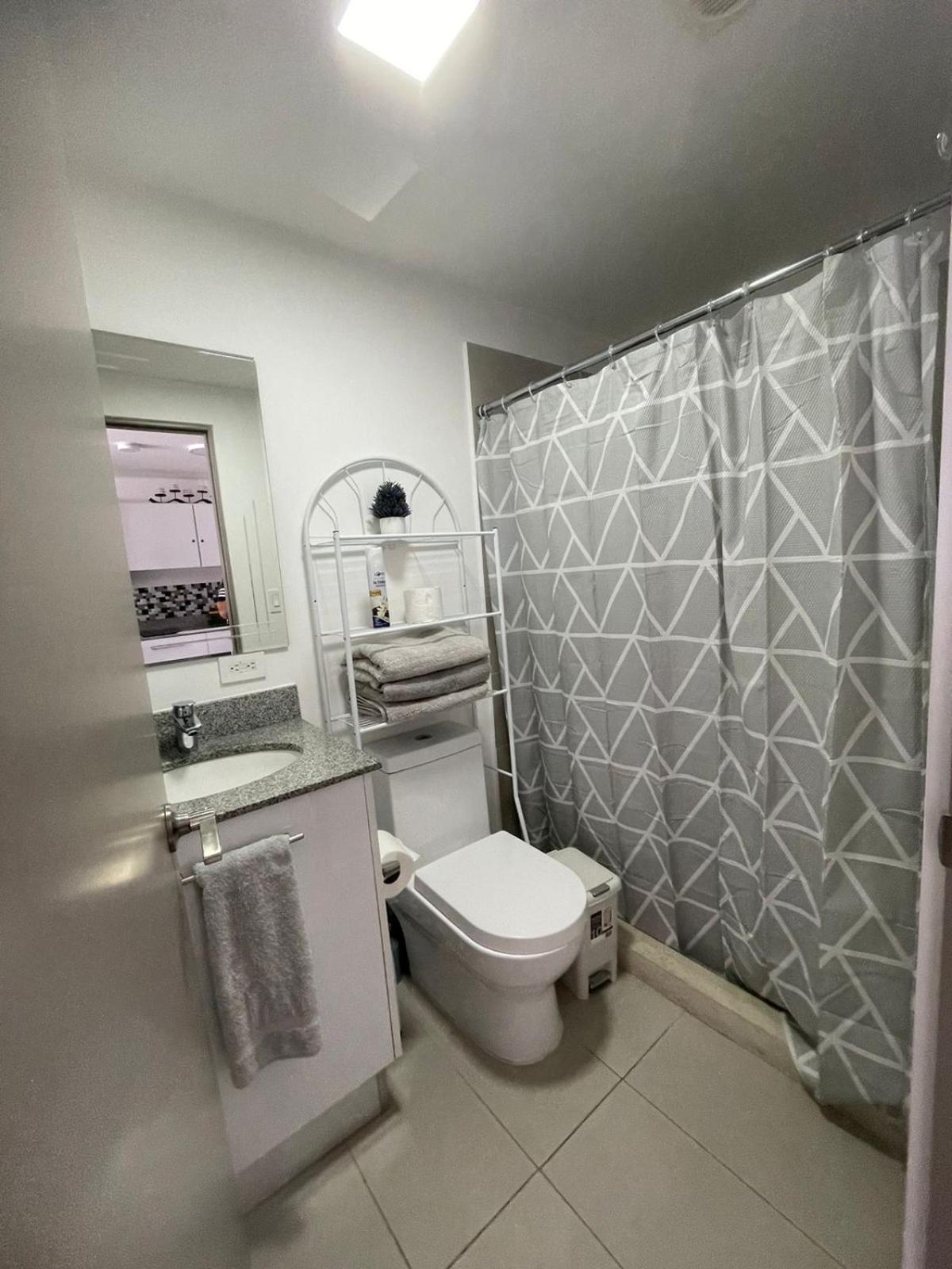 Ifreses, Study Full Equipped Whith Pool, Air- Conditioning, Spectacular View Of The City, Parking With Additional Payment Curridabat Номер фото